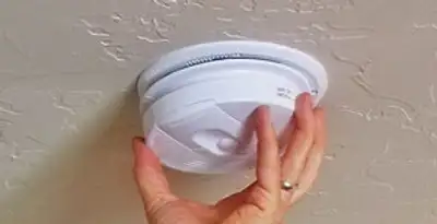 Smoke detector installation service ensuring home safety in Overland Park, KS